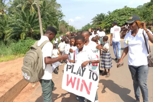 Dare 2 Share LIVE - Play to Win