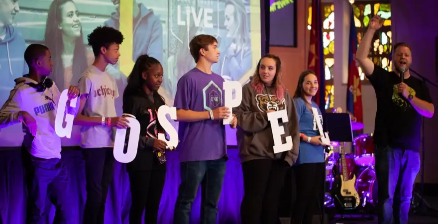 Teens going all in for the Gospel at Dare 2 Share LIVE